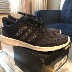 Adidas QT Racer sneakers